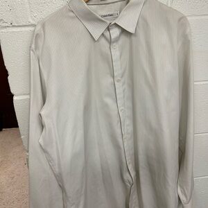 Calvin Klein  long sleeve 100% cotton non-iron shirt extra large is fabulous